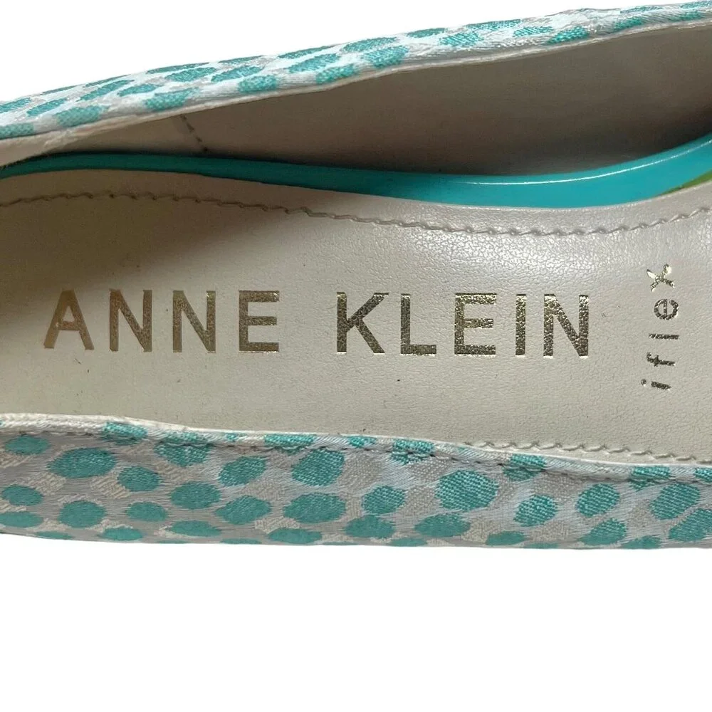 Anne Klein‎ i-flex Fredia Pointed Toe Pump White Aqua Dots Fabric Bow Accent 9M - Picture 6 of 8